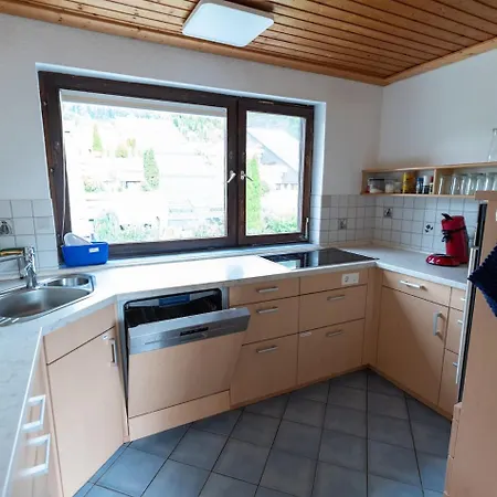 Barbara Blick - Riesige Terrasse Schwaebischen Alb *