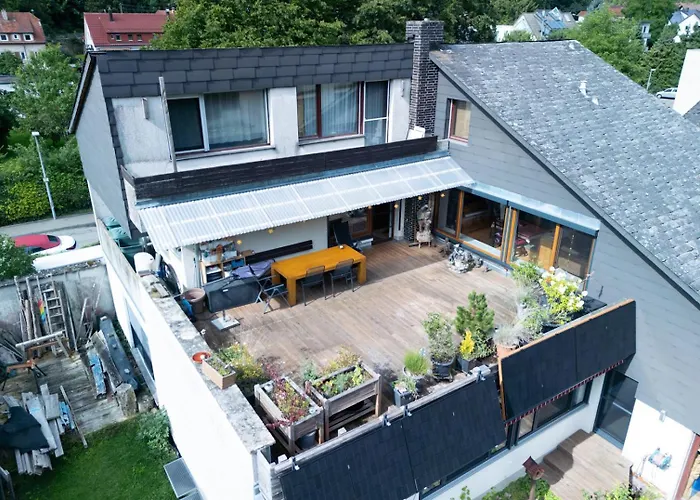 Barbara Blick - Riesige Terrasse Schwaebischen Alb