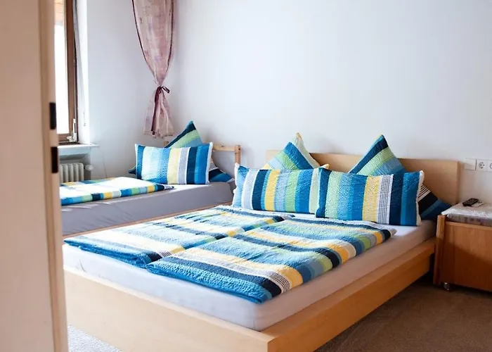 Barbara Blick - Riesige Terrasse Schwaebischen Alb * Geislingen an der Steige